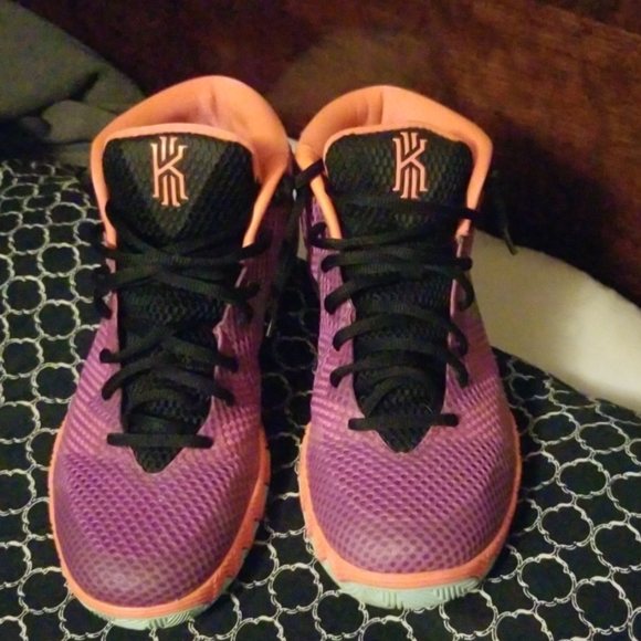 Kyrie 1 easter - Picture 4 of 4